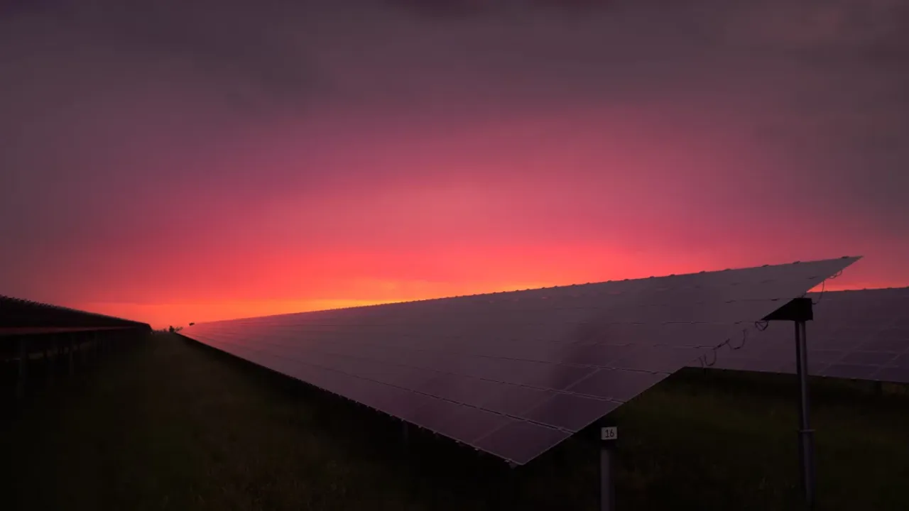  Reflect Orbital unveils plan to illuminate solar panels at night using satellite mirrors