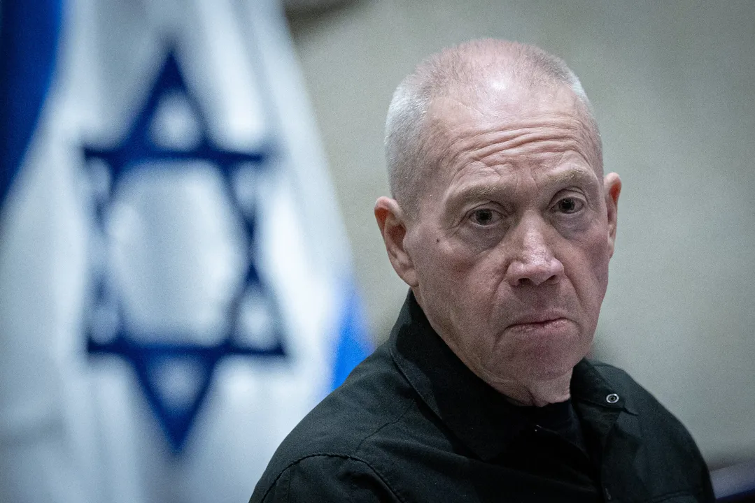  Yoav Gallant backs hostage release deal