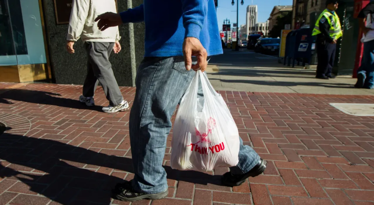  California Governor signs law banning all plastic shopping bags starting In 2026