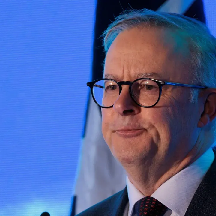  Australia introduces new bill to reduce hate crimes, Bans doxing