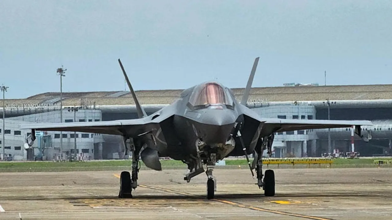  The Jet That Refused to Leave”: UK’s $100M F-35B Gets Kerala'd, Internet Declares It a Desi Now