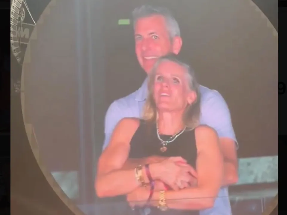 From Coldplay’s Kiss-Cam to Career Kryptonite: How One Viral Moment Took Down Astronomer’s CEO