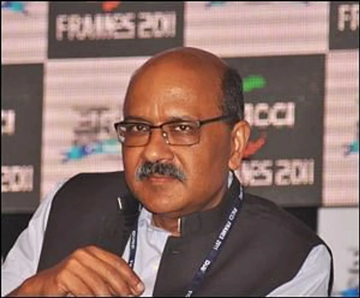 It is getting difficult to speak the truth because it seems like breaking a pack: Shekhar Gupta