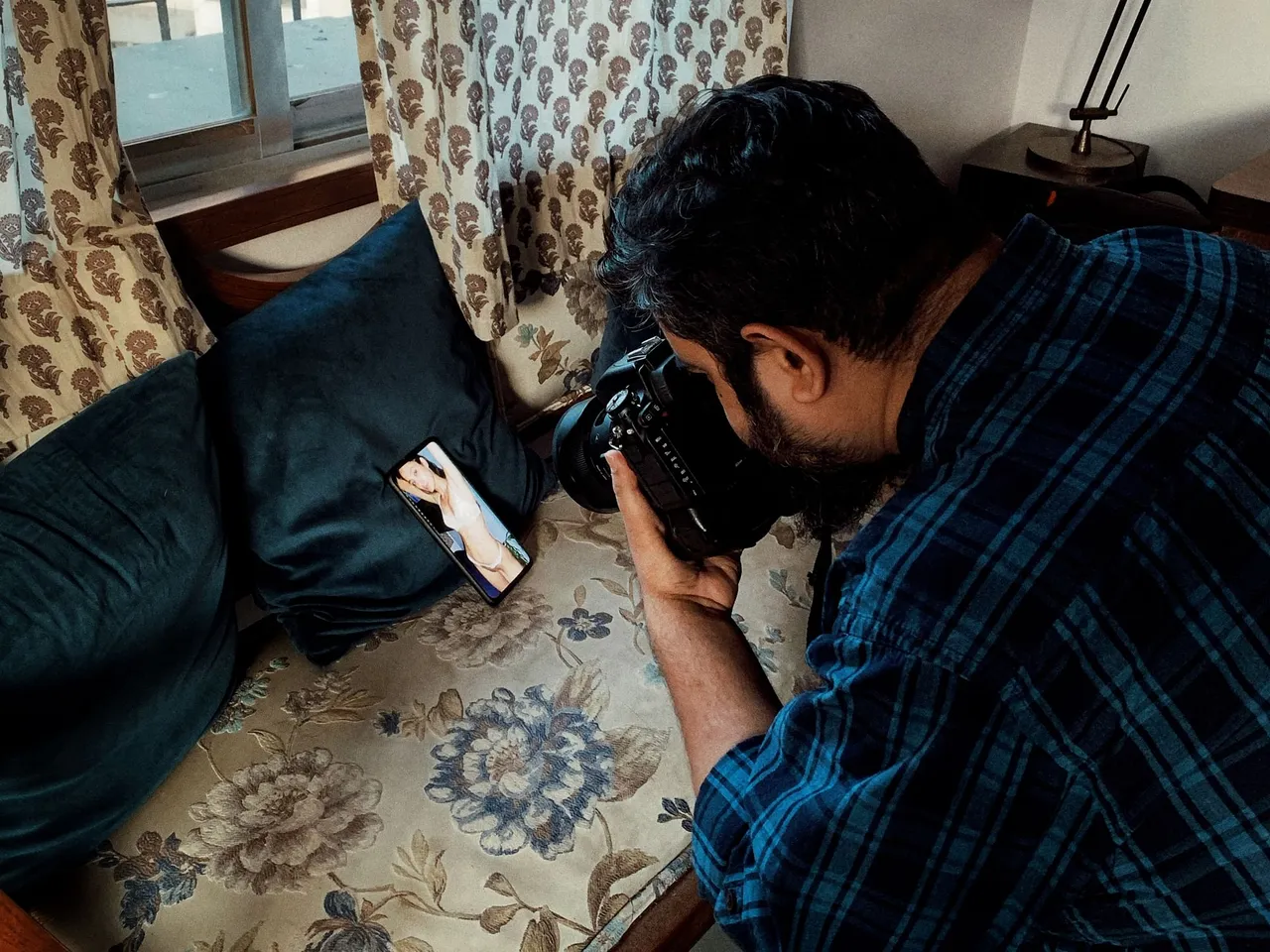 Challenges of creating content from home in light of the covid-19 crisis