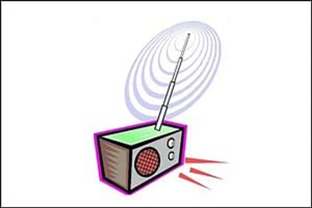RAM Week 37: Close battle for fifth spot between Fever FM and AIR FM Gold in Mumbai