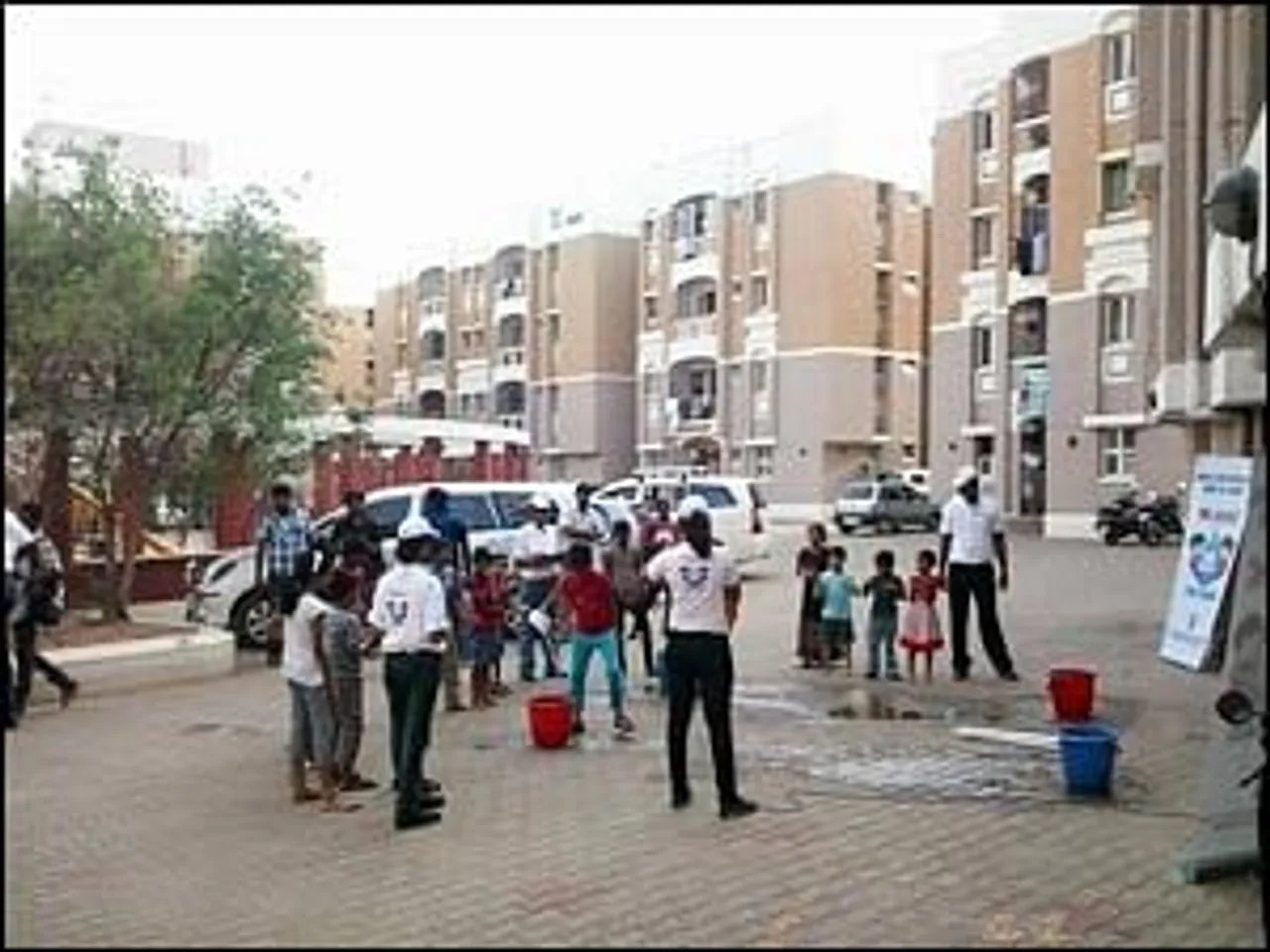 M-Seal goes on ground to create awareness about water wastage