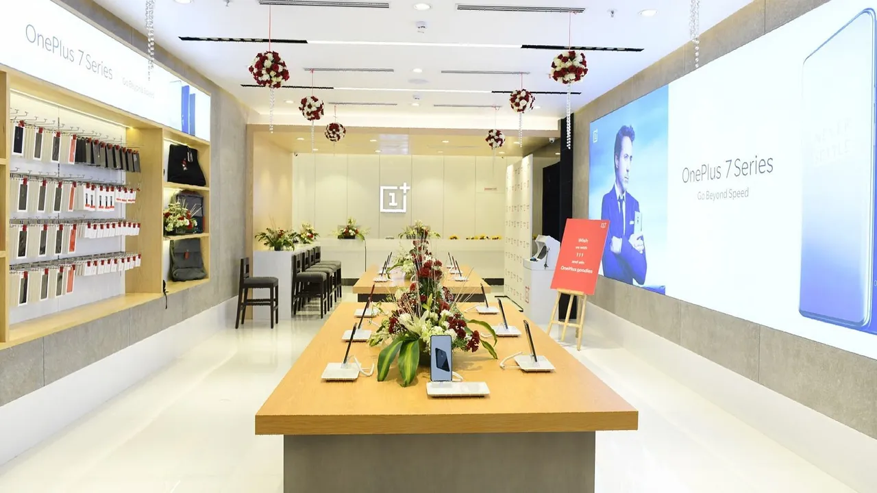 Smartphone brands invest in fancy service centres
