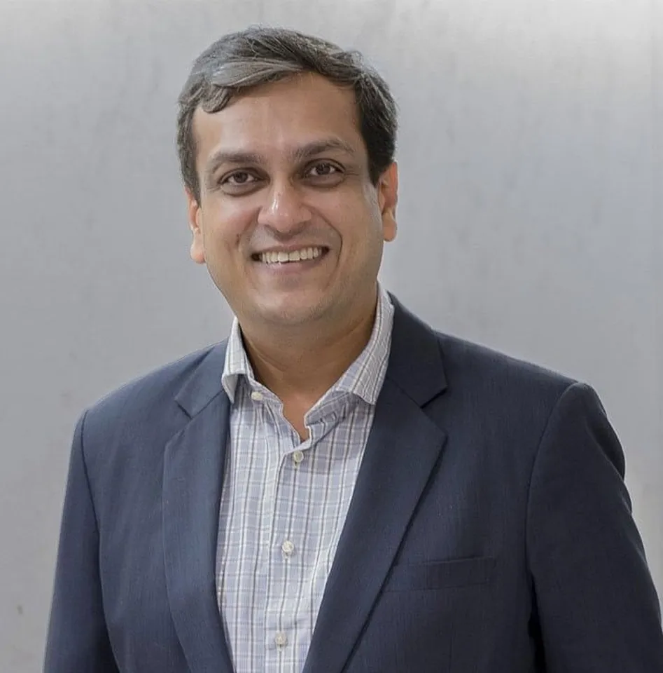 Paytm promotes Madhur Deora to President