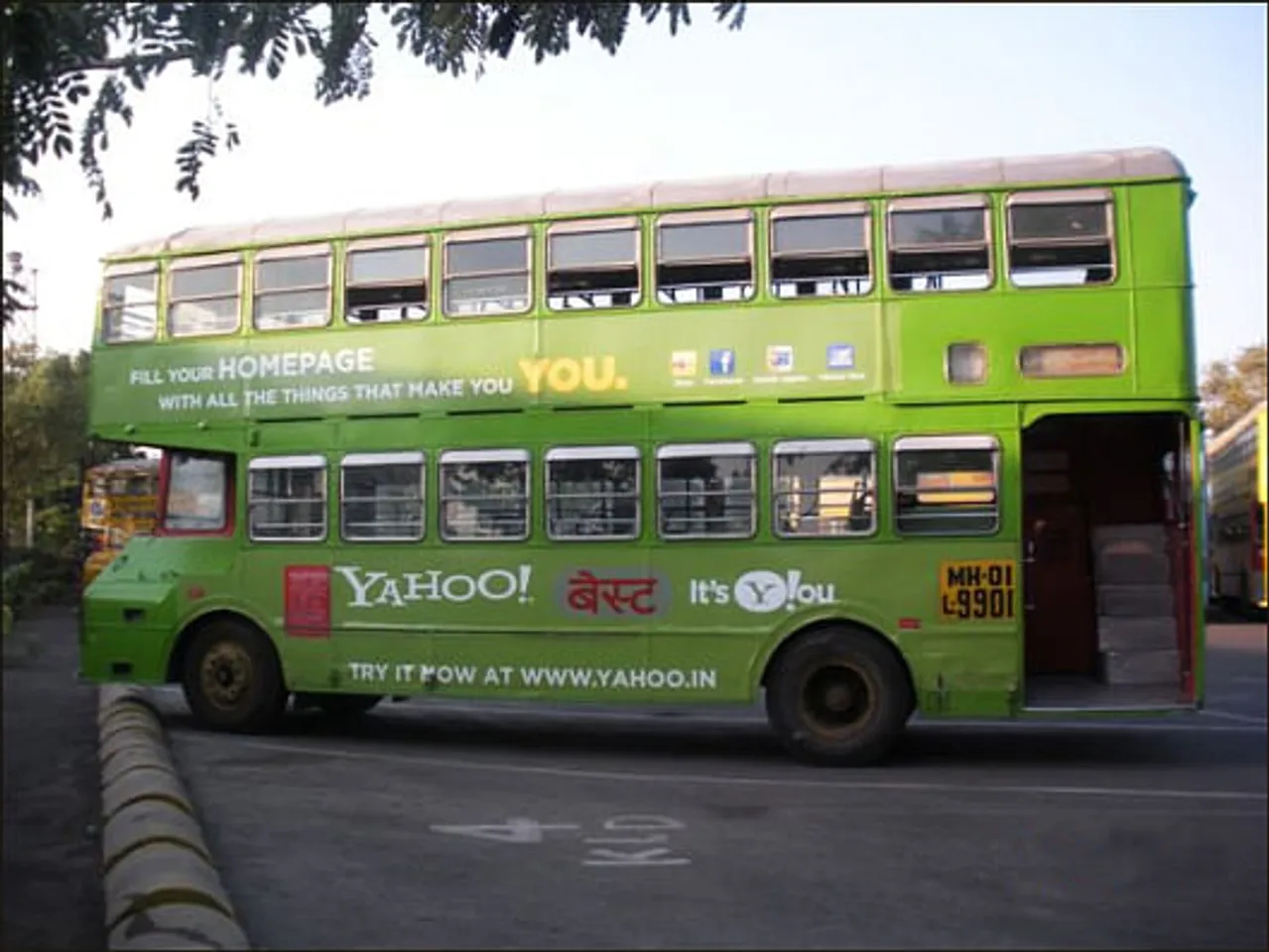 Bus branding 1