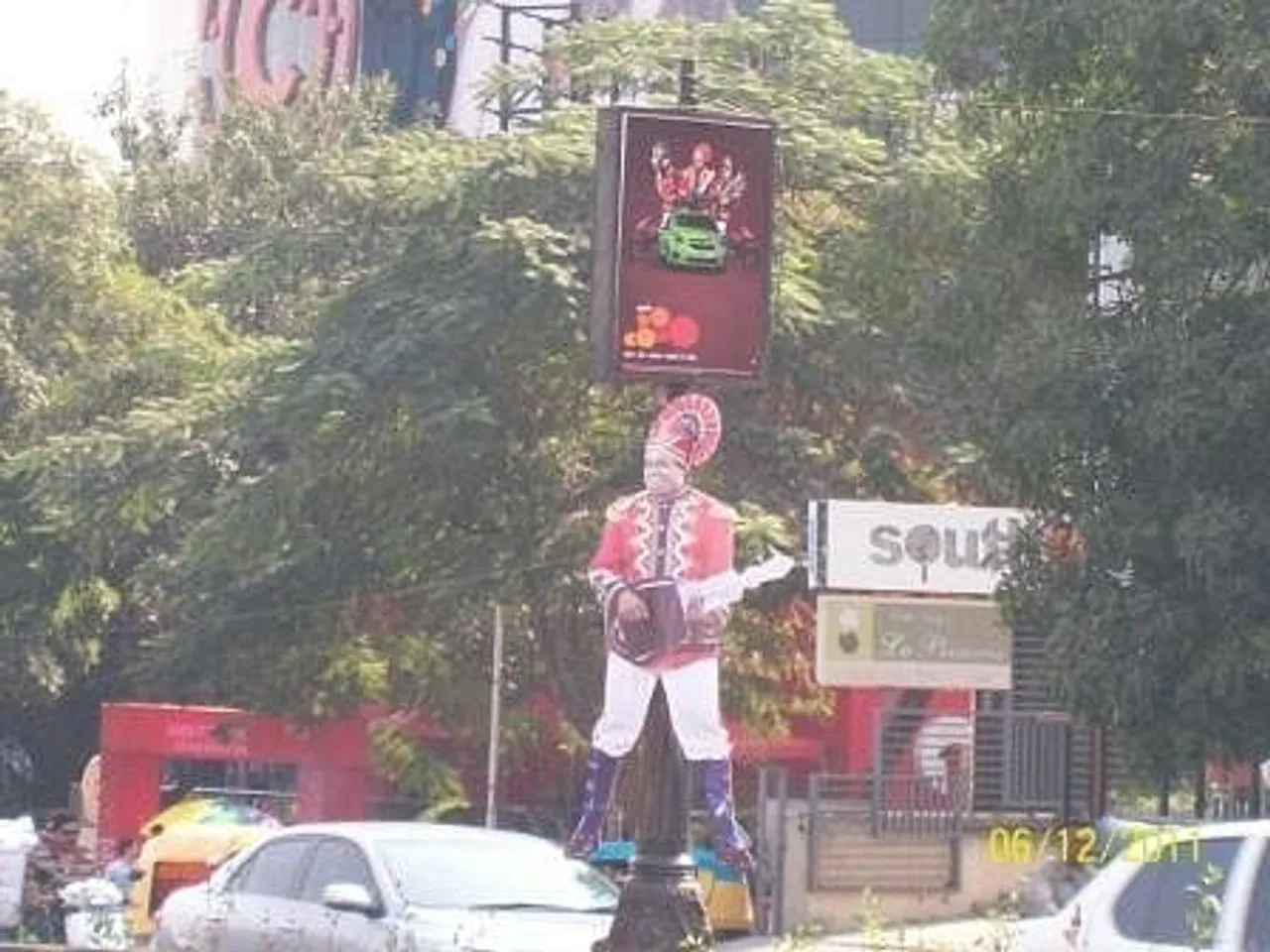 Pole kiosk