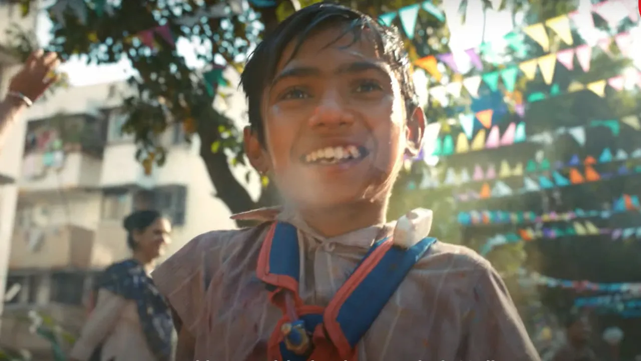 SMART Bazaar promotes diversity and inclusion with its innovative pichkari for Holi celebrations