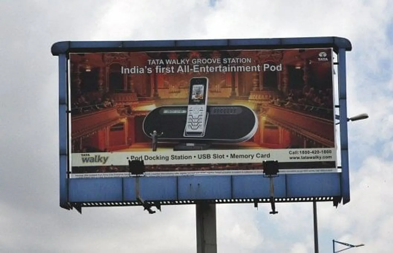 All entertainment pod