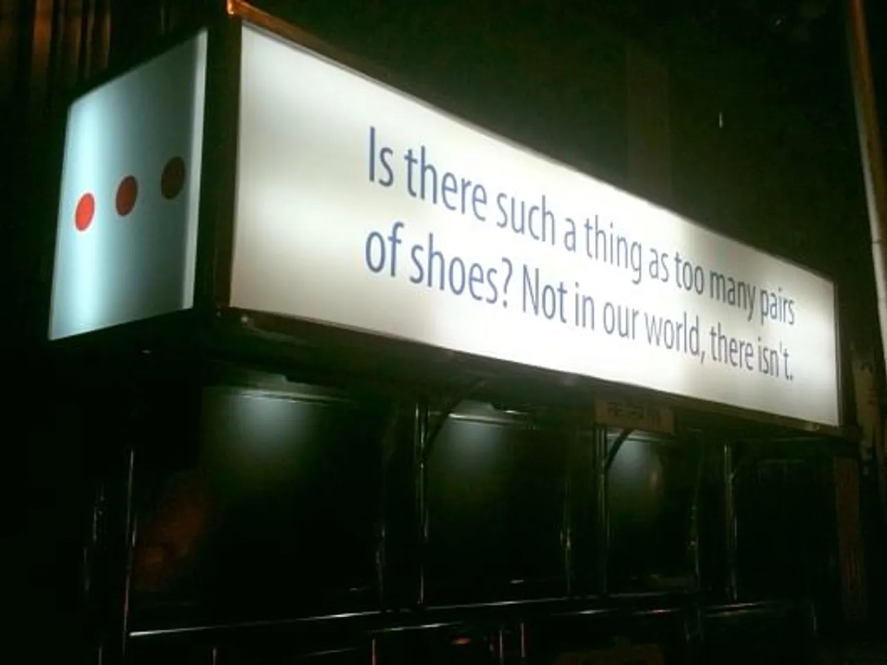 Bus shelter