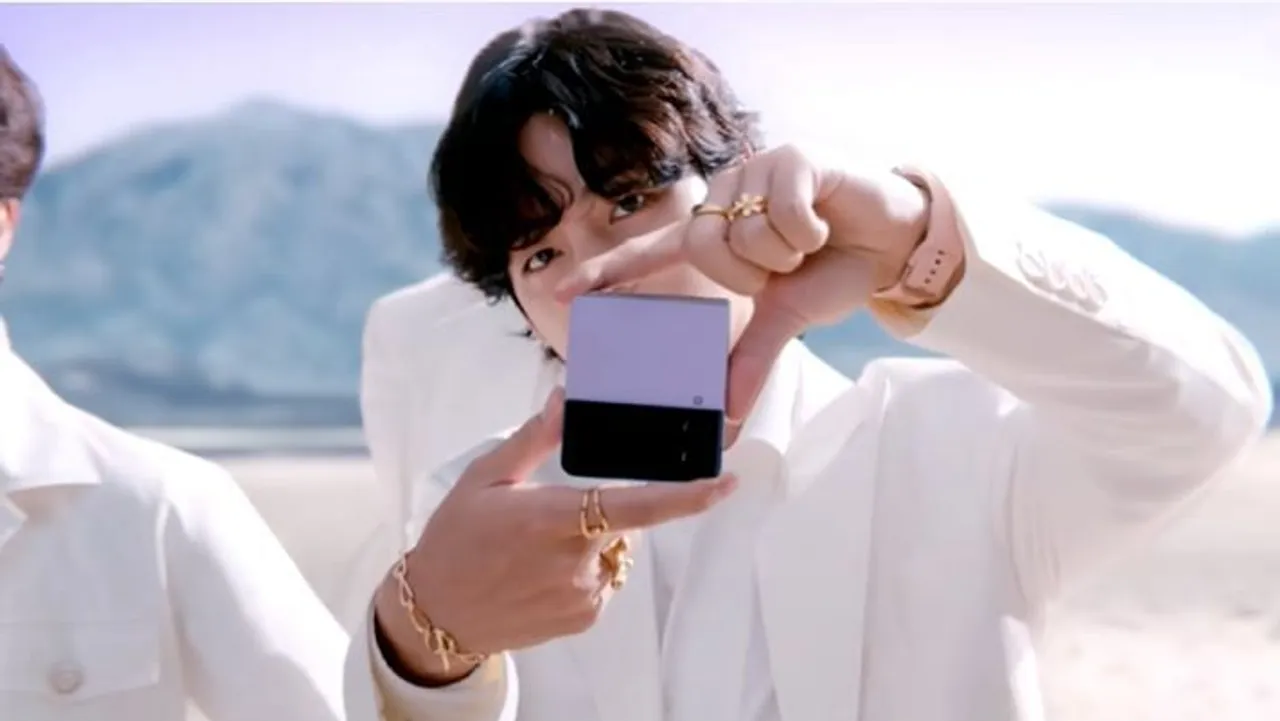 Samsung and BTS drown in purple for the fourth-gen Galaxy Z Flip4