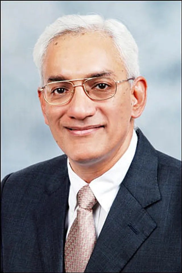 Srinivasan Swamy Re-elected President of IAA India
