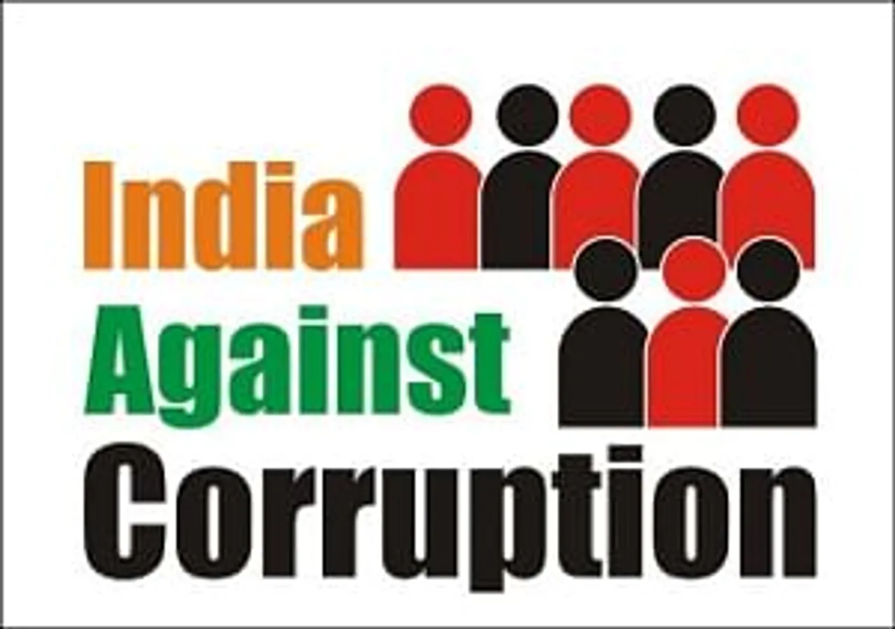How powerful is Anna Hazare on Facebook and Twitter?