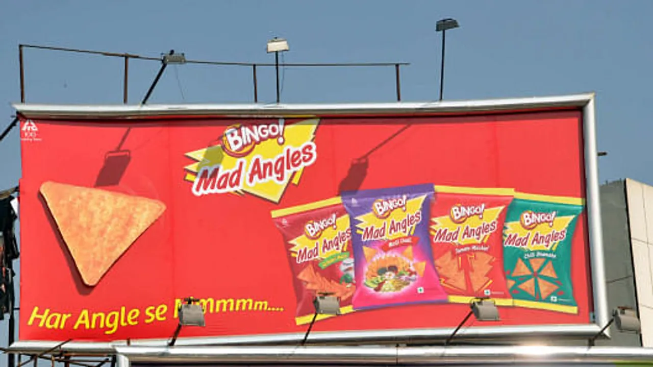 Har Angle, Hoarding