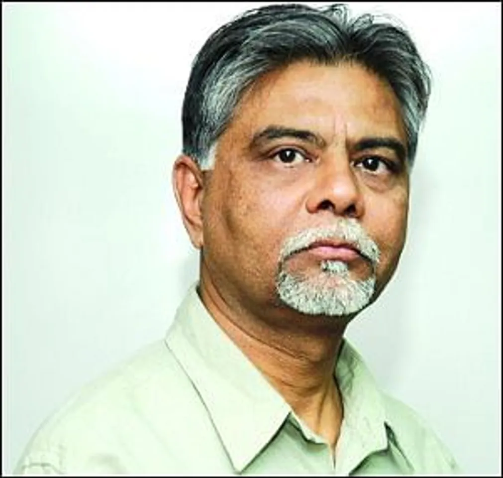 India TV's Q W Naqvi puts in his papers