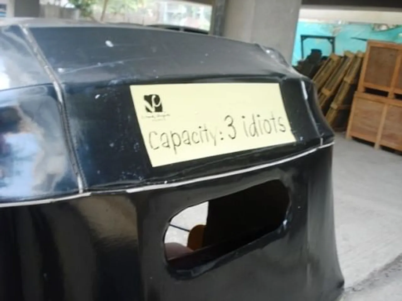 Capacity: 3 Idiots