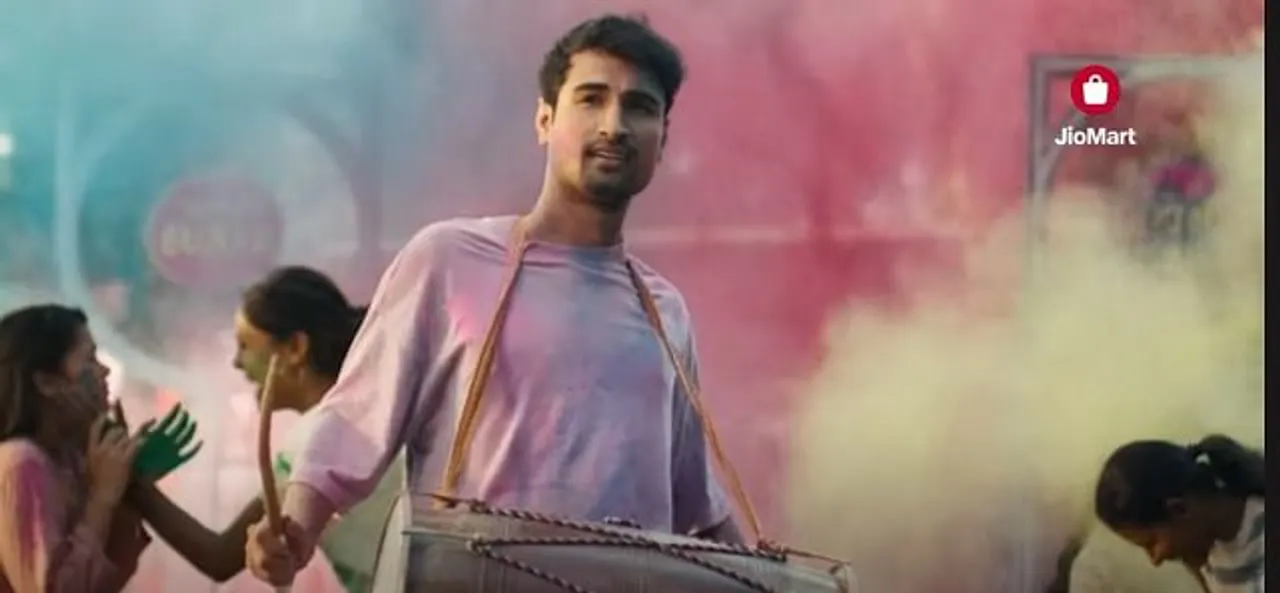 Bura Na Mano, Holi Hai