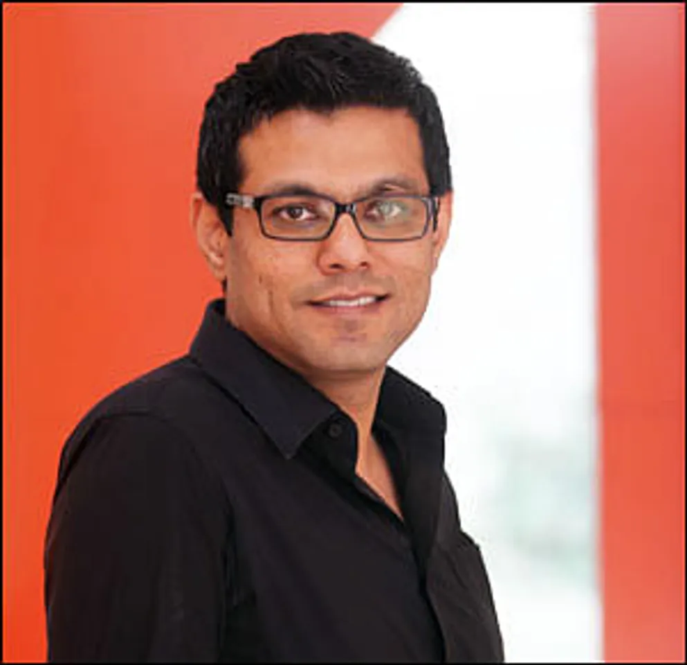 Profile - Dheeraj Sinha: The traveller
