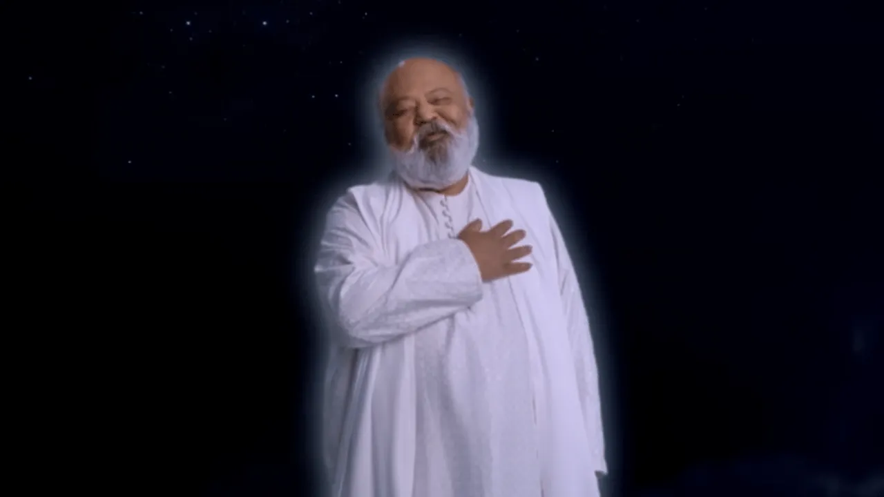 Saurabh Shukla shines as 'Karwa Chauth ka chand' in Catch Spices' latest campaign