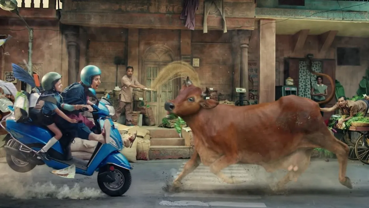 CEAT bowls a googly by running a near five-year-old ad during the ongoing WPL