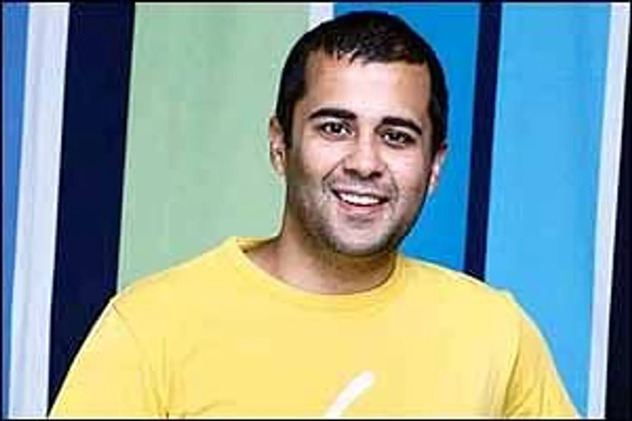 <font color="#ff0000">Guest Article: </font> Chetan Bhagat: Hunting for the Stars