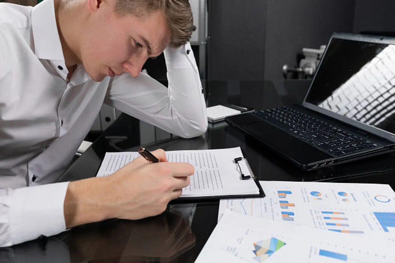 Term Insurance at Different Stages of Life: How to Select the Right Policy Tenure?