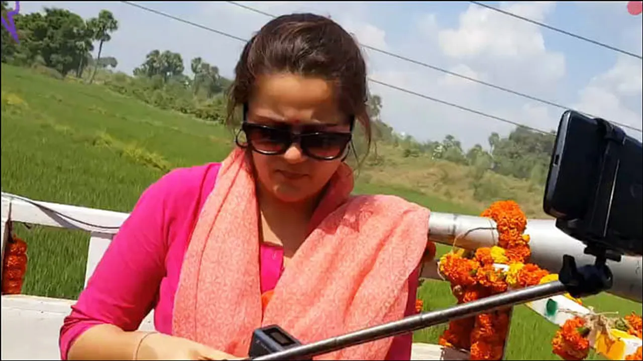 How The Quint and Motorola covered Bihar elections with a selfie stick!