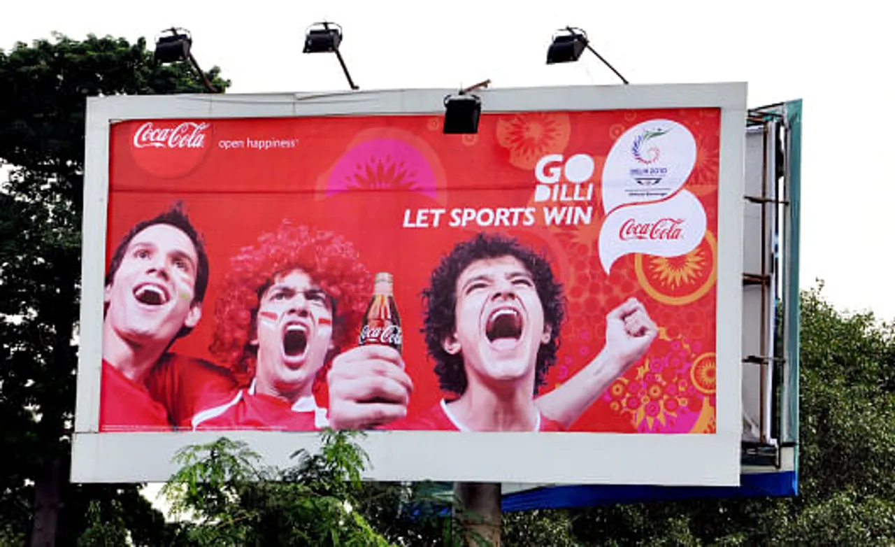 Hoarding - go dilli