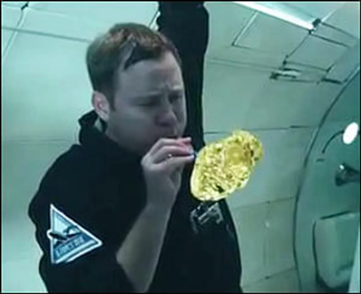 Viral Now: Robinsons squashes Gravity