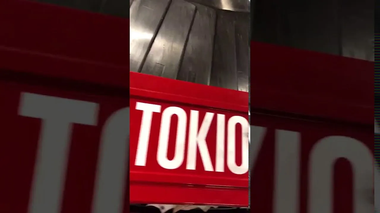 Netflix's luggage activation at airports.. 
