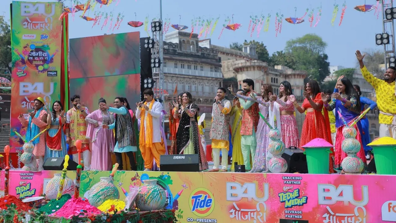 B4U Bhojpuri presents Holi event with Bhojpuri stars at Varanasi Ghat