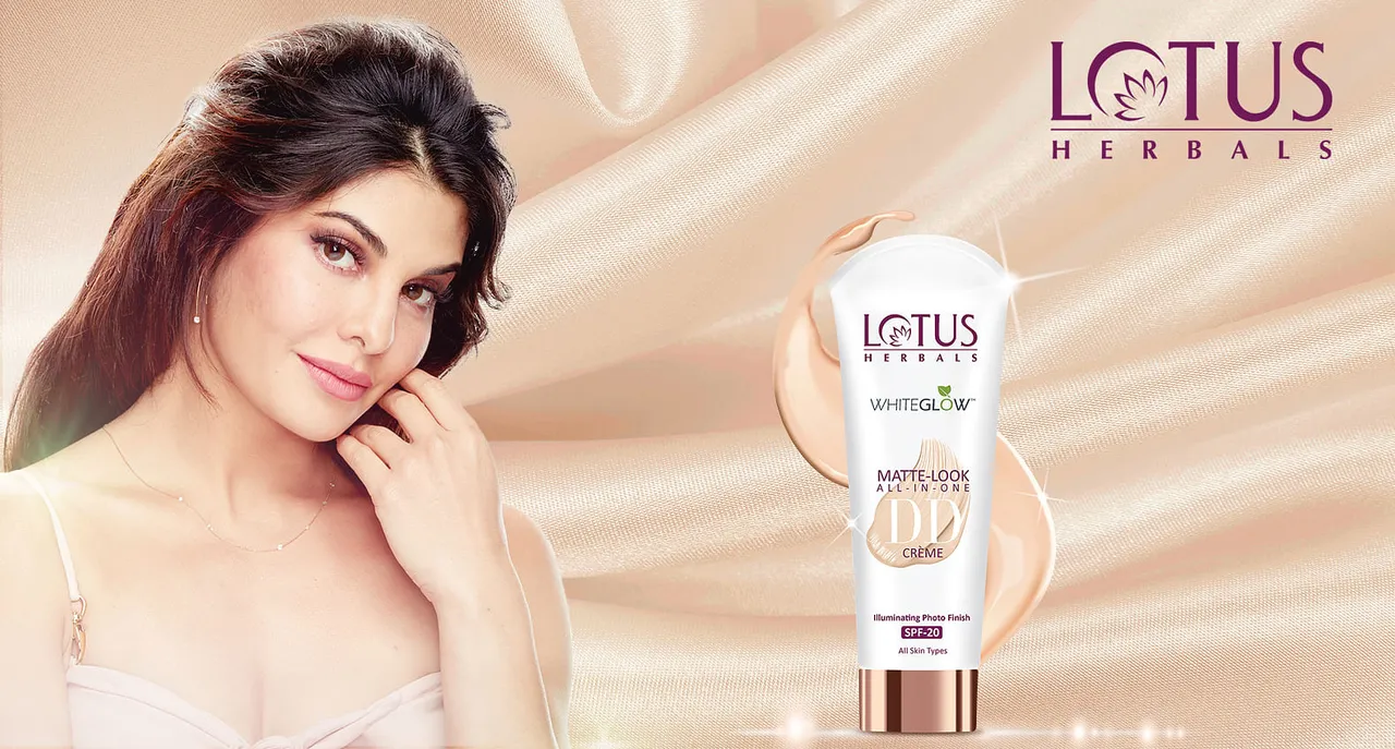 Actress Jacqueline Fernandez launches Lotus WhiteGlow DD Creme