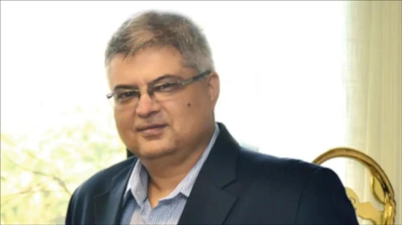 Vivek Nayer