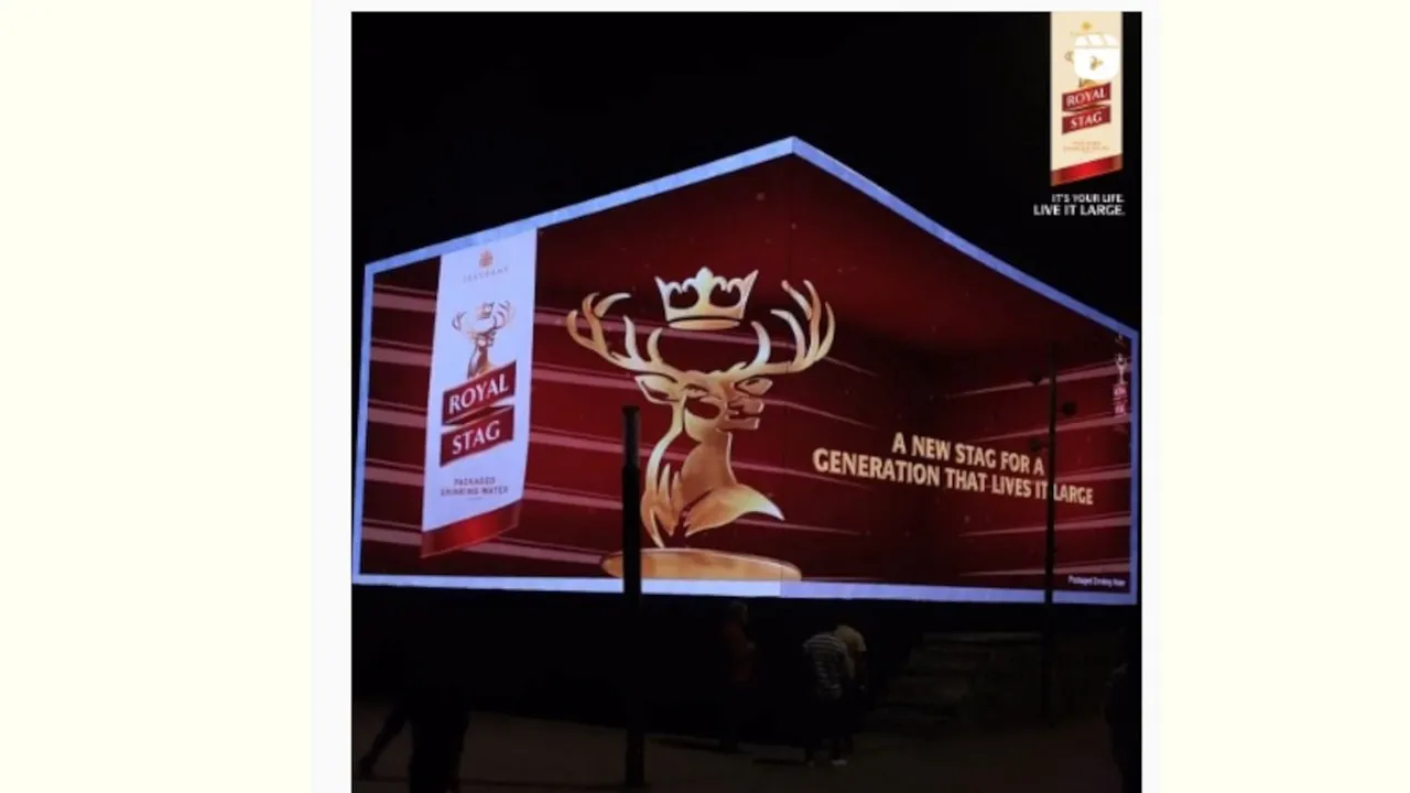 Seagram's Royal Stag positions 3D Anamorphic Digital OOH Innovation under its new campaign “Change Ho Toh Large Ho” 