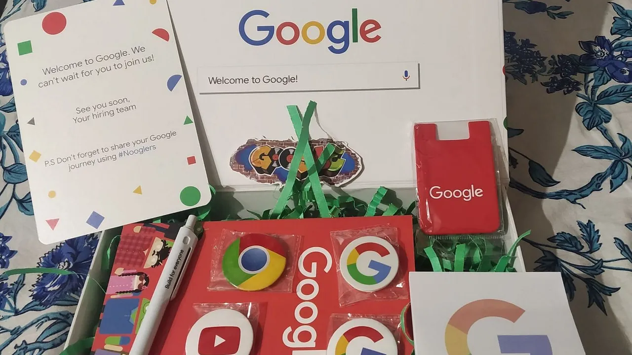 As digital onboarding becomes an everyday thing, the ‘welcome kit’ photo has become de rigueur