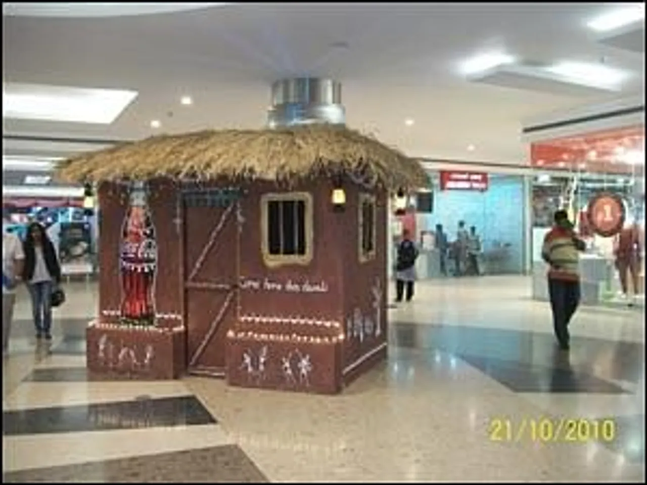 Bringing the sparkle home with Coca-Cola
