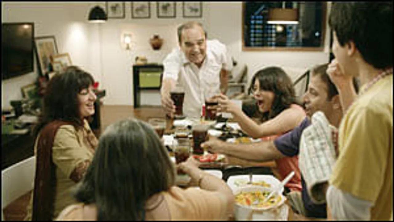 Coca-Cola: Meal of happiness