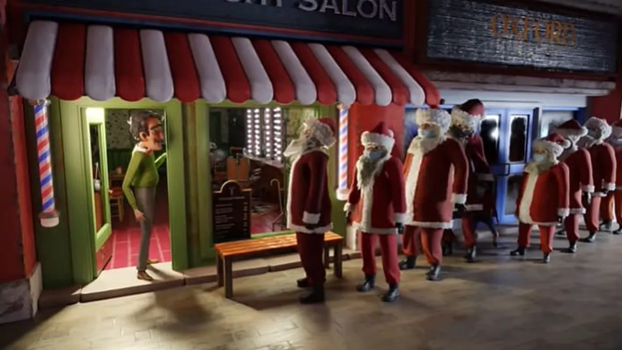 When Santas lined up outside a barbershop