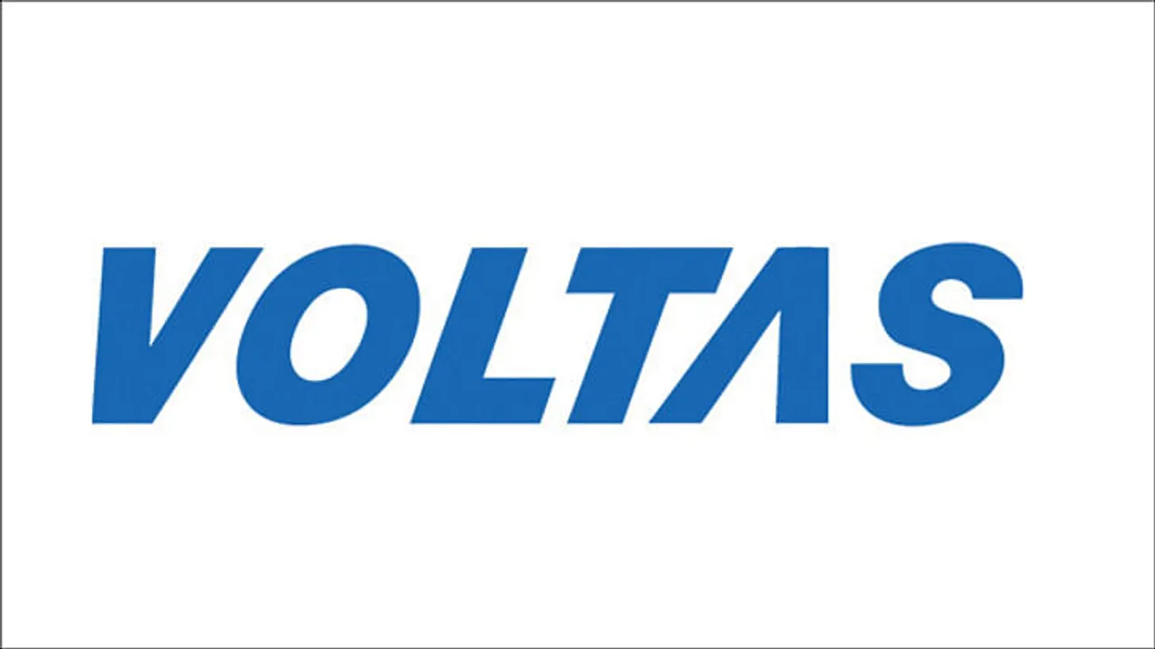 This summer, let the AC Adjust for you with the new Voltas Adjustable Inverter AC