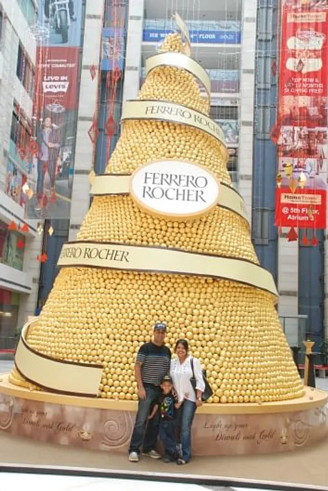 India's Biggest Ferrero Golden Pyramid