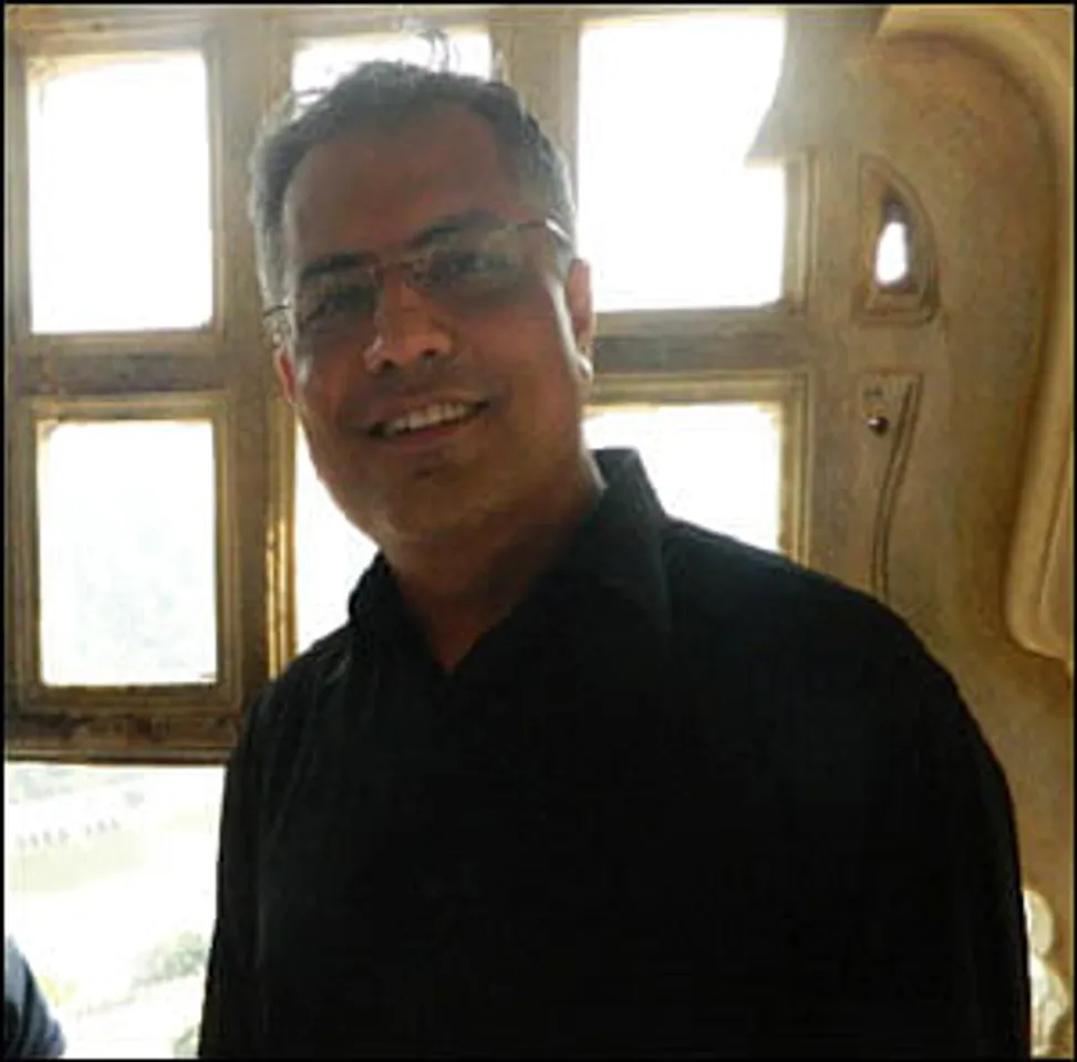 Mogae Media ropes in Suneet Manchanda