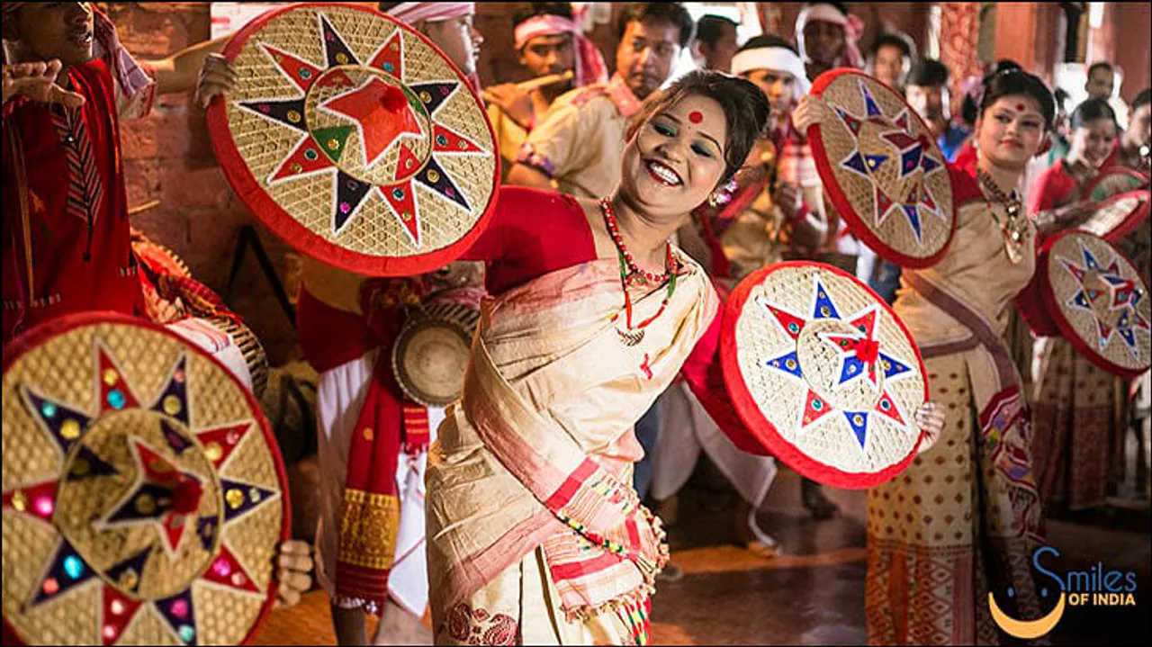 Smiles of India campaign similar to, but not inspired by, Humans of New York: Himalaya Drug Company