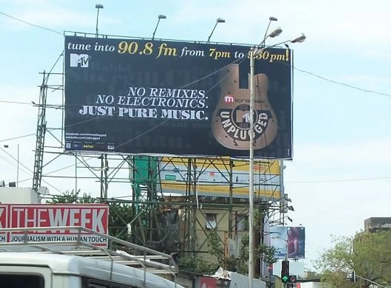 90.8 fm