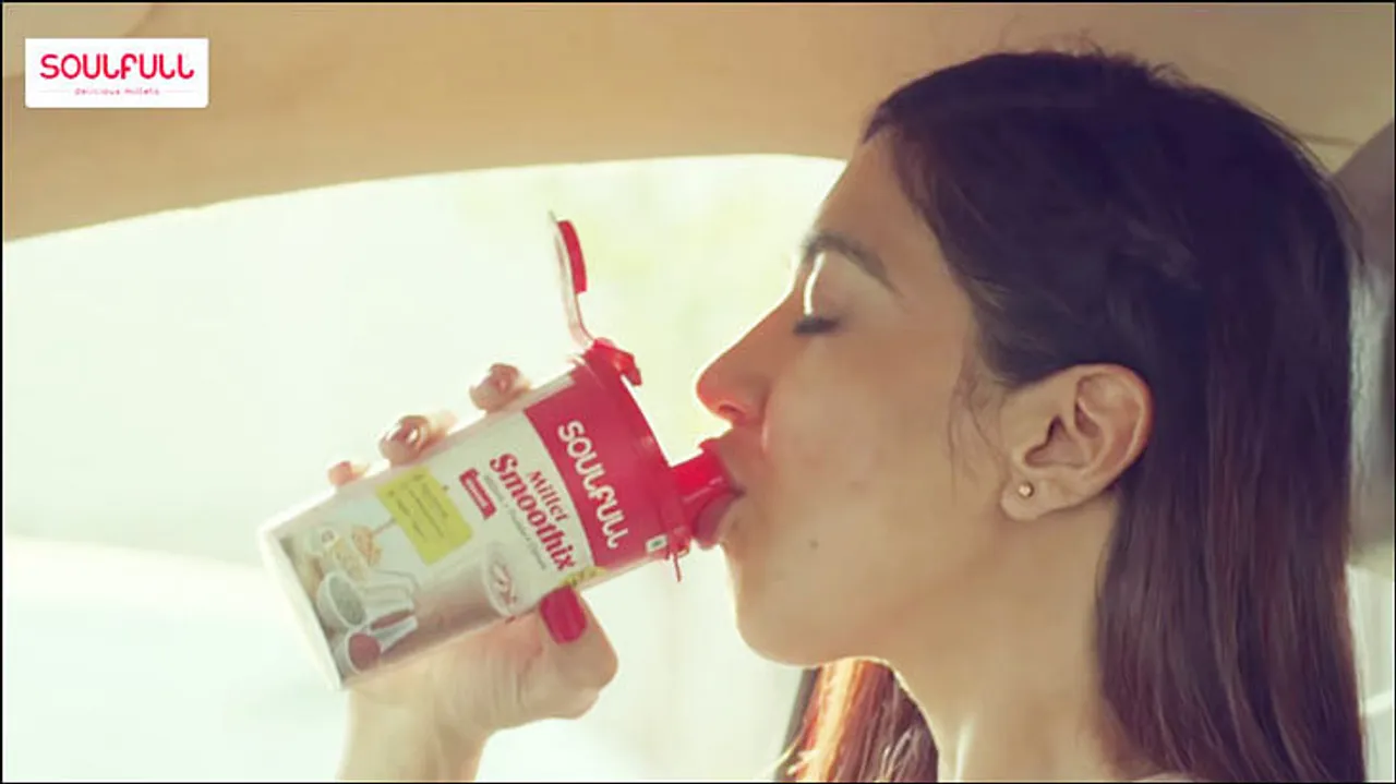 This hunger-busting 'liquid snack' reminds us of Snickers' proposition