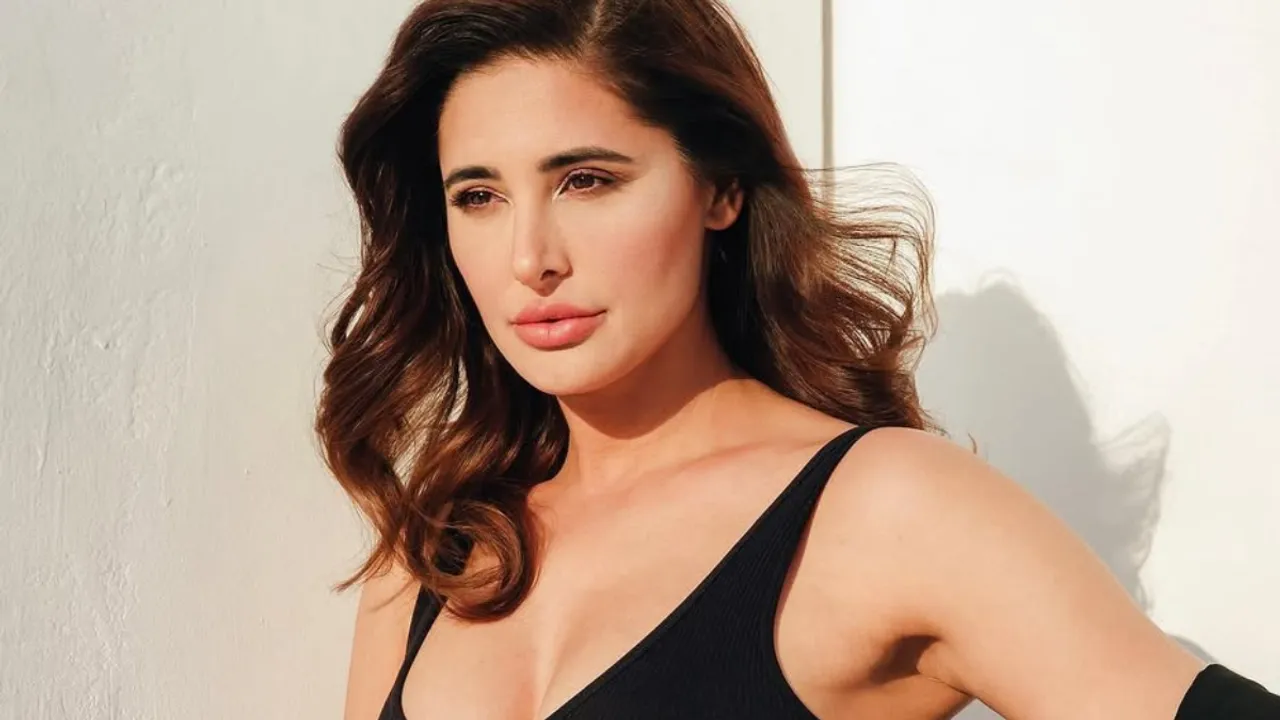 nargis fakri 1111