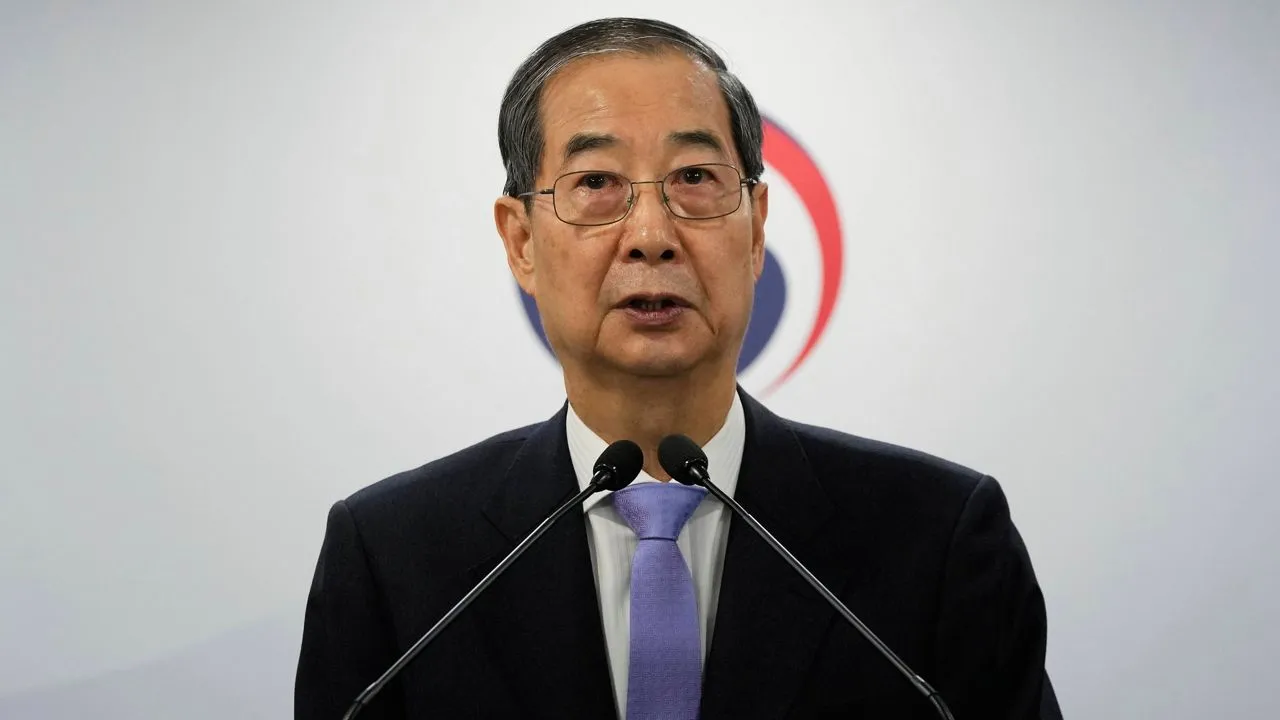 Han_Duck-soo_AP_25083112066969_NAT_0324