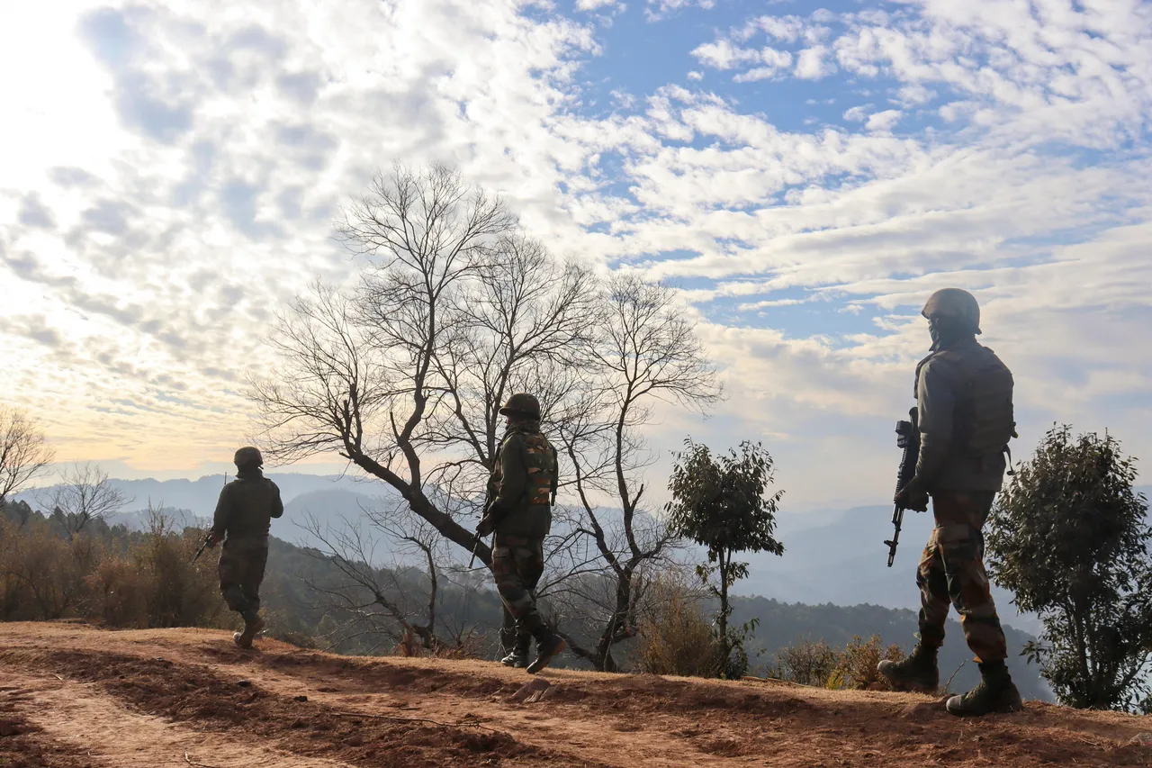 pakistan_ceasefire_indian_army_poonch_1739404144654_1746914972527